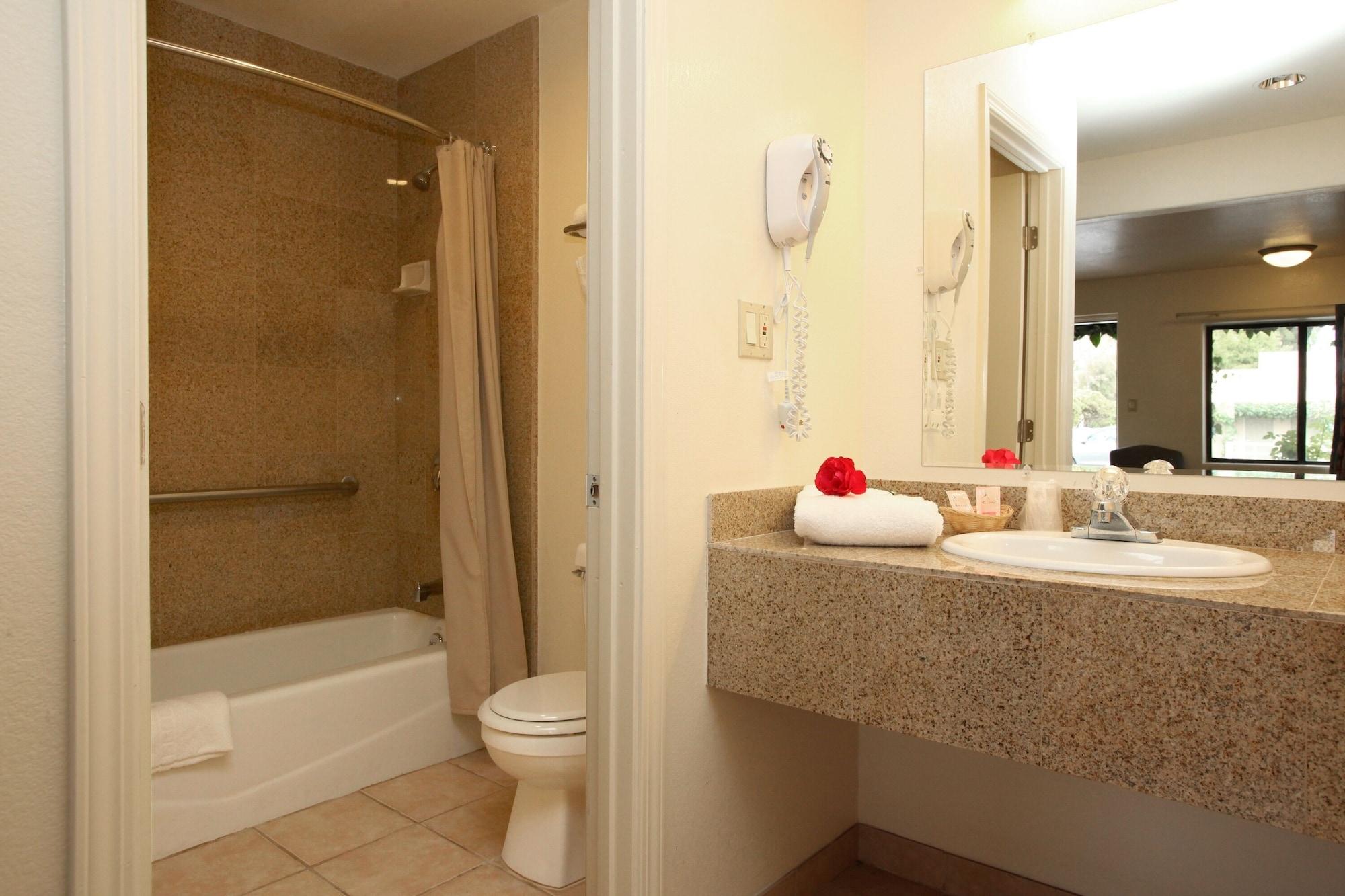 Monterey Oceanside Inn Kamer foto